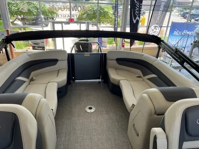 Slide: The Image of Barletta CABRIO 2022 - 2