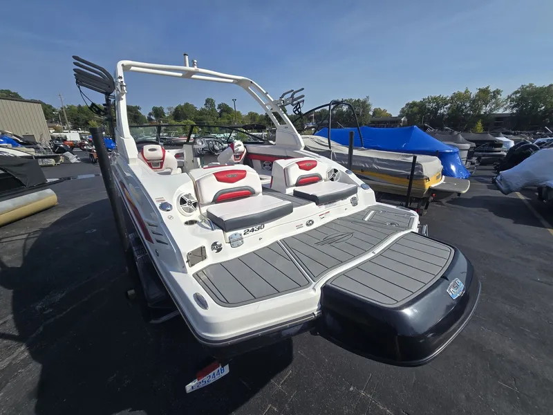 Slide: The Image of Chaparral 2430 VRX 2020 - 8