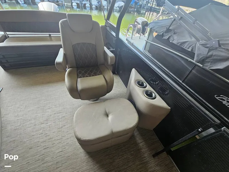 Slide: The Image of Bennington LX26SB 2023 - 16302837