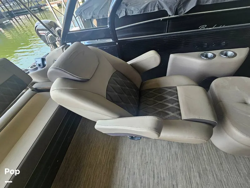 Slide: The Image of Bennington LX26SB 2023 - 16302839