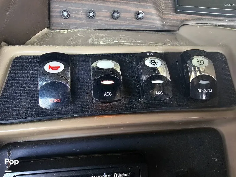 Slide: The Image of Bennington LX26SB 2023 - 16302845