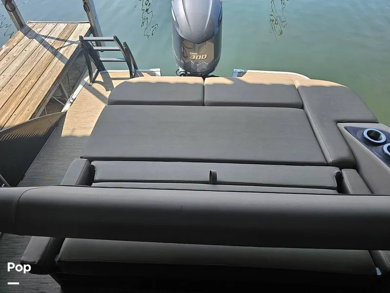 Slide: The Image of Bennington LX26SB 2023 - 16302849