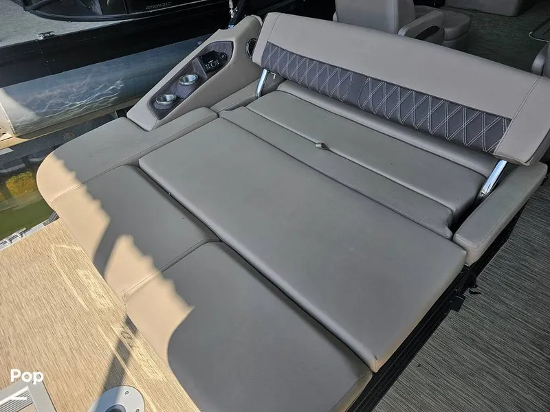 Slide: The Image of Bennington LX26SB 2023 - 16302850