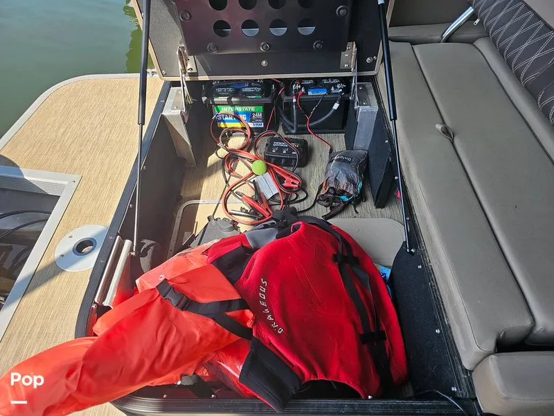 Slide: The Image of Bennington LX26SB 2023 - 16302858