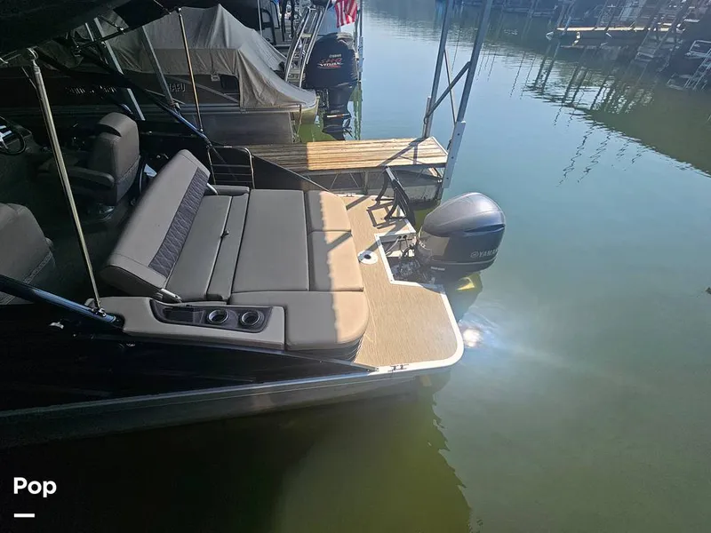 Slide: The Image of Bennington LX26SB 2023 - 16302979