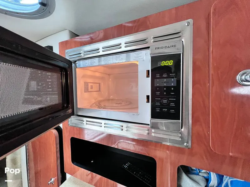Slide: The Image of Crownline Boats 264 CR 2013 - 16580276