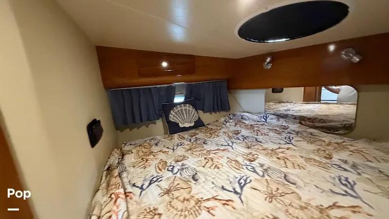 Slide: The Image of Carver Yachts 41 Motoryacht 2005 - 16385429