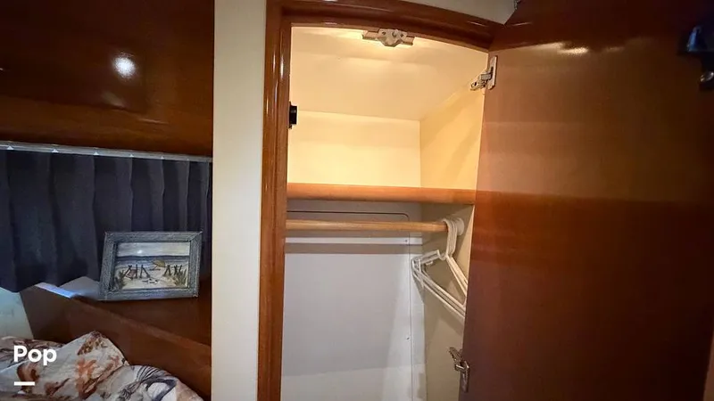 Slide: The Image of Carver Yachts 41 Motoryacht 2005 - 16385433