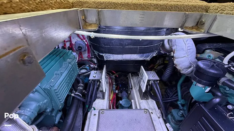 Slide: The Image of Carver Yachts 41 Motoryacht 2005 - 16385473