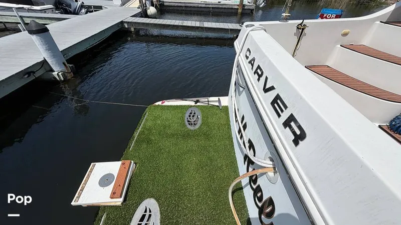 Slide: The Image of Carver Yachts 41 Motoryacht 2005 - 16385487