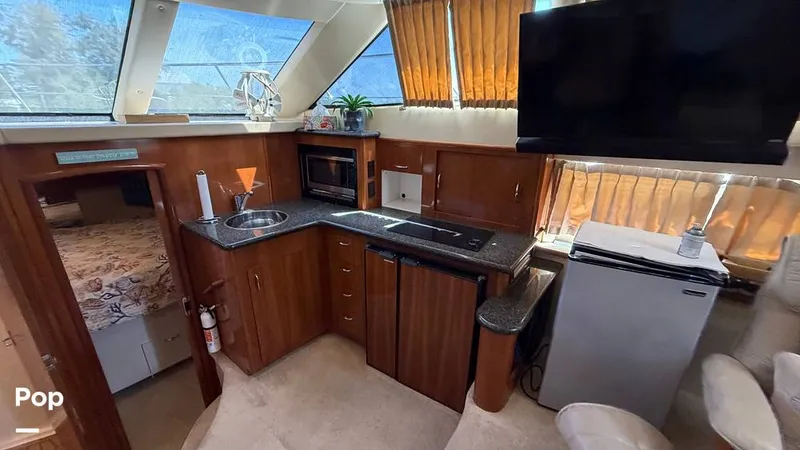 Slide: The Image of Carver Yachts 41 Motoryacht 2005 - 16385420