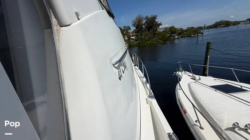 Slide: The Image of Carver Yachts 41 Motoryacht 2005 - 16385495