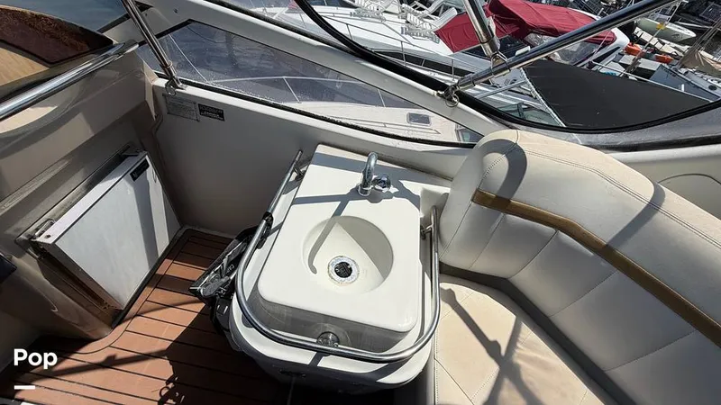 Slide: The Image of Carver Yachts 41 Motoryacht 2005 - 16385502