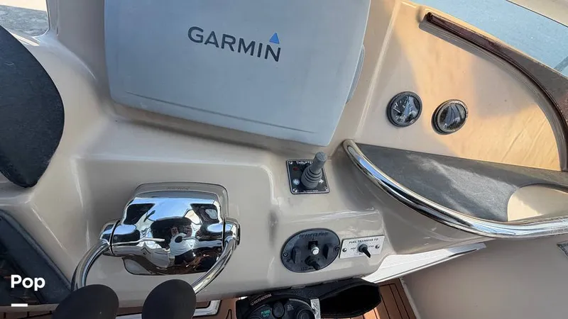 Slide: The Image of Carver Yachts 41 Motoryacht 2005 - 16385505