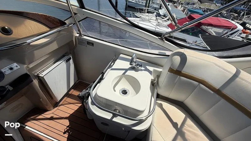 Slide: The Image of Carver Yachts 41 Motoryacht 2005 - 16385508