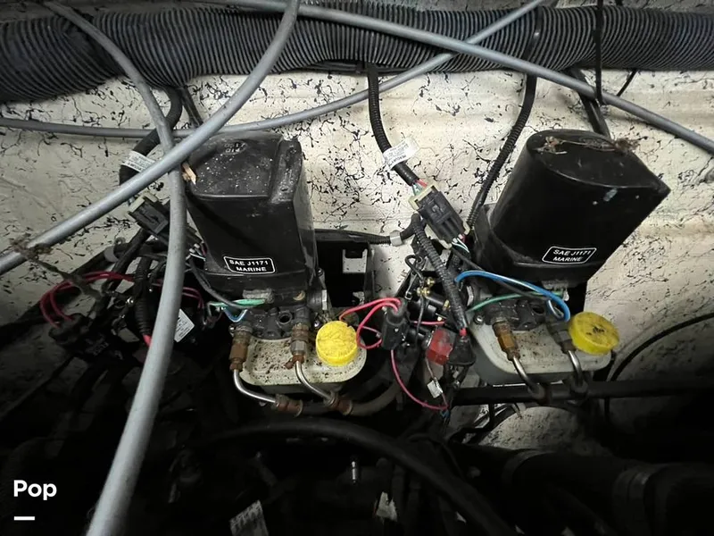 Slide: The Image of Rinker 360 Fiesta Vee 2006 - 16305061