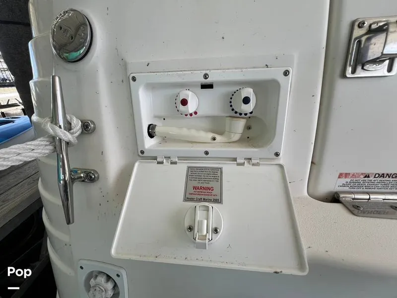 Slide: The Image of Rinker 360 Fiesta Vee 2006 - 16305063