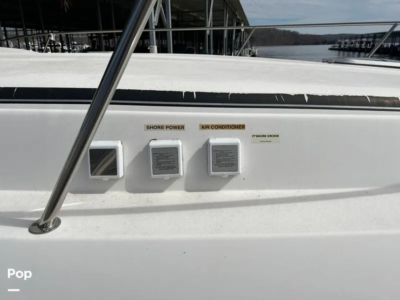 Slide: The Image of Rinker 360 Fiesta Vee 2006 - 16306297