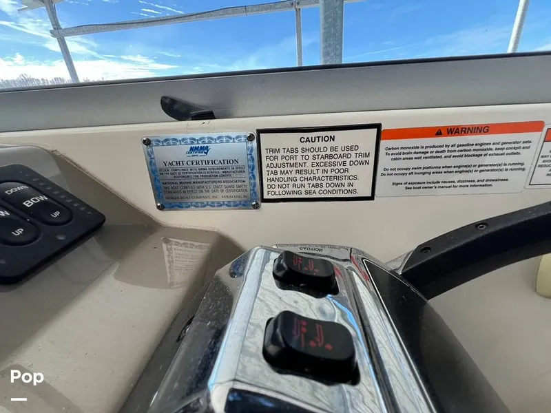 Slide: The Image of Rinker 360 Fiesta Vee 2006 - 16305016