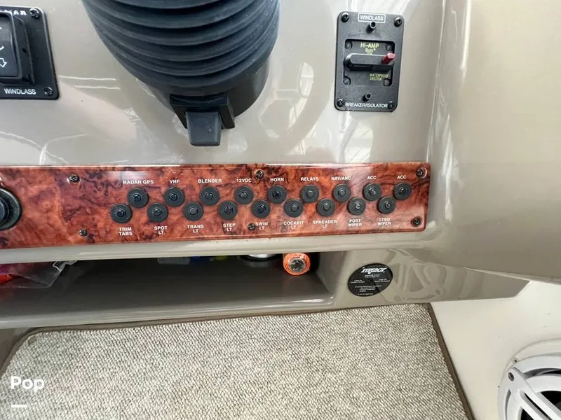 Slide: The Image of Rinker 360 Fiesta Vee 2006 - 16305019