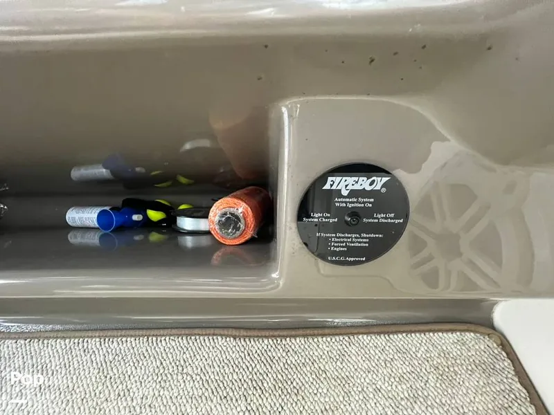 Slide: The Image of Rinker 360 Fiesta Vee 2006 - 16305020