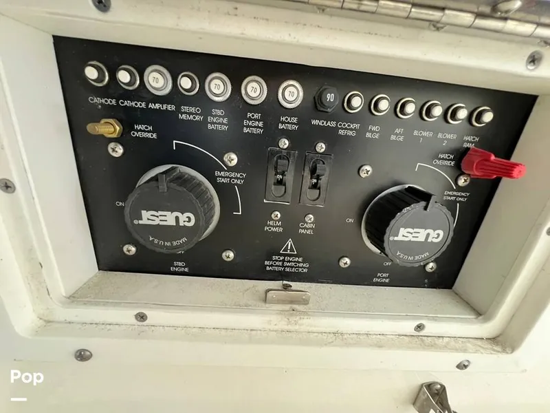 Slide: The Image of Rinker 360 Fiesta Vee 2006 - 16305040