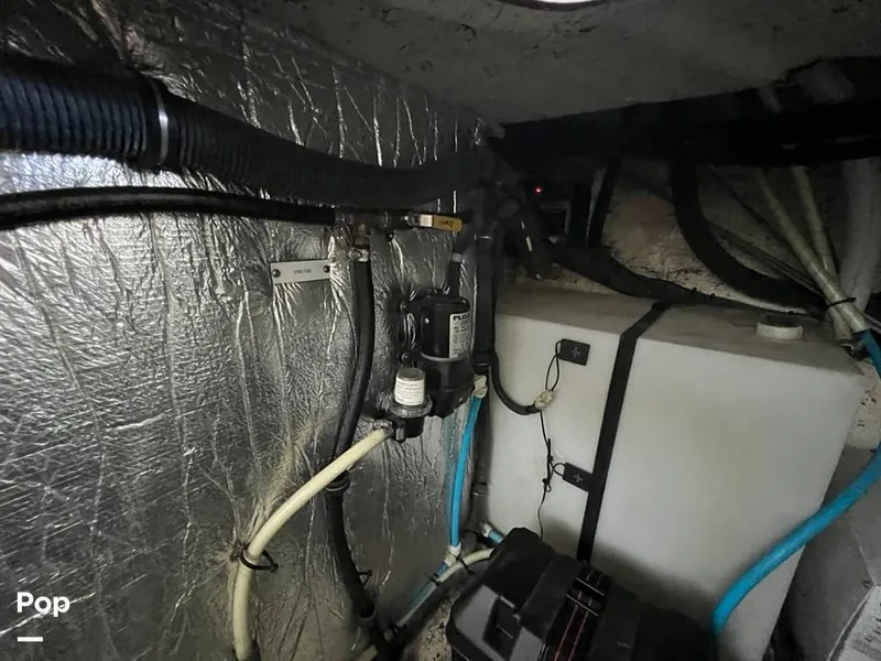 Slide: The Image of Rinker 360 Fiesta Vee 2006 - 16305048