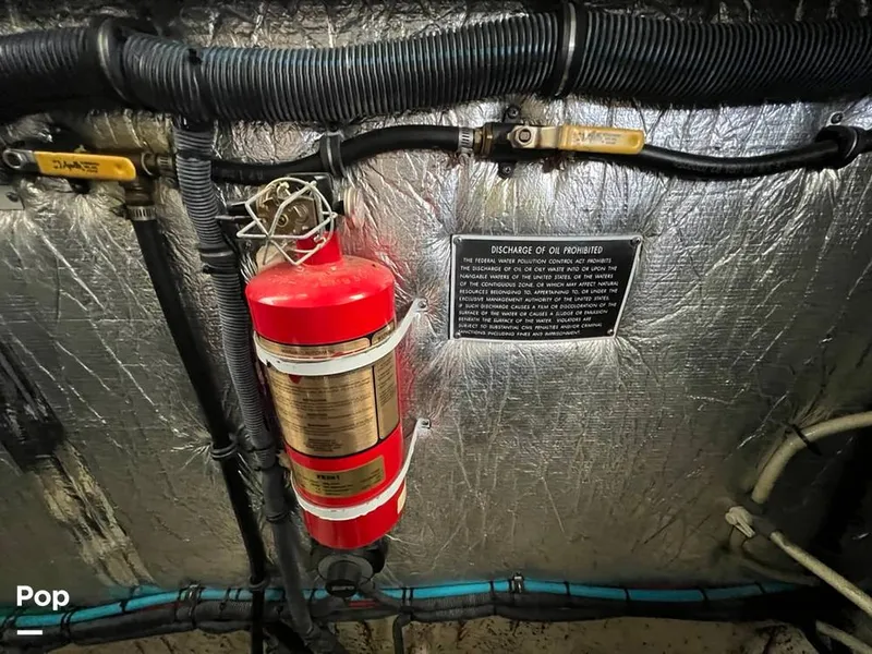 Slide: The Image of Rinker 360 Fiesta Vee 2006 - 16305049