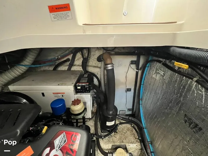 Slide: The Image of Rinker 360 Fiesta Vee 2006 - 16305051