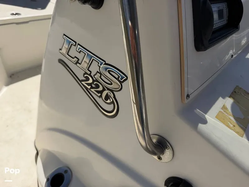 Slide: The Image of Triton 220 LTS 2005 - 16294421