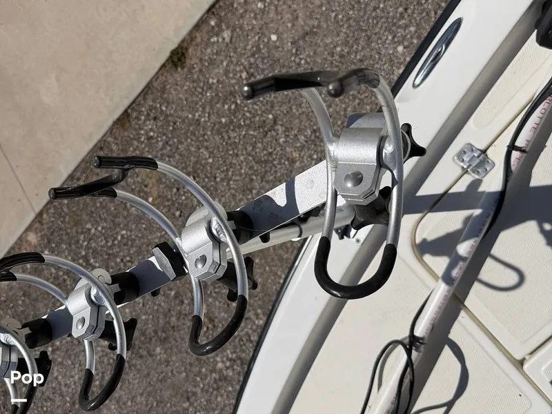 Slide: The Image of Triton 220 LTS 2005 - 16294436