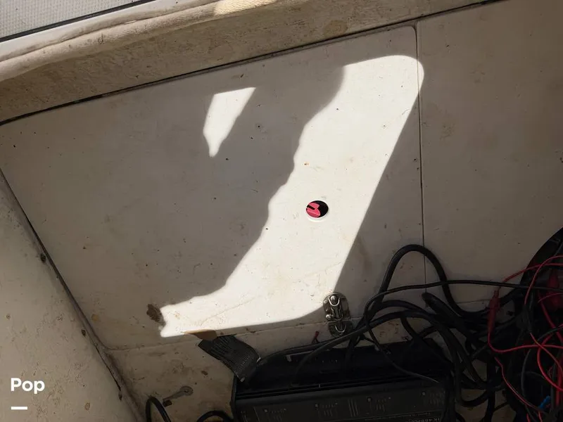 Slide: The Image of Triton 220 LTS 2005 - 16294447