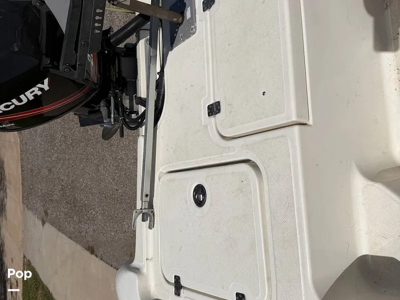 Slide: The Image of Triton 220 LTS 2005 - 16294470