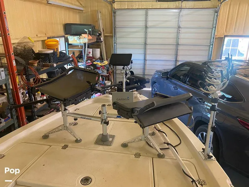 Slide: The Image of Triton 220 LTS 2005 - 16272158