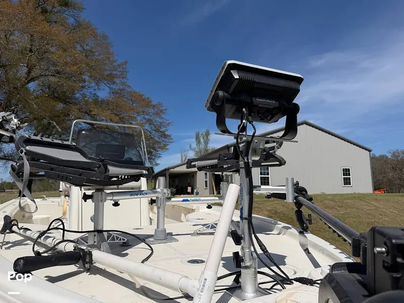 Slide: The Image of Triton 220 LTS 2005 - 16294340