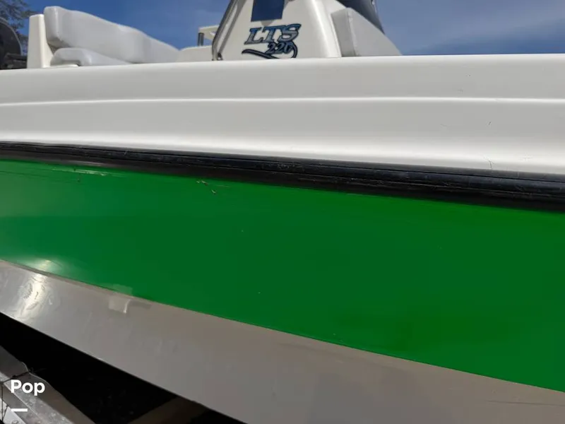 Slide: The Image of Triton 220 LTS 2005 - 16294343