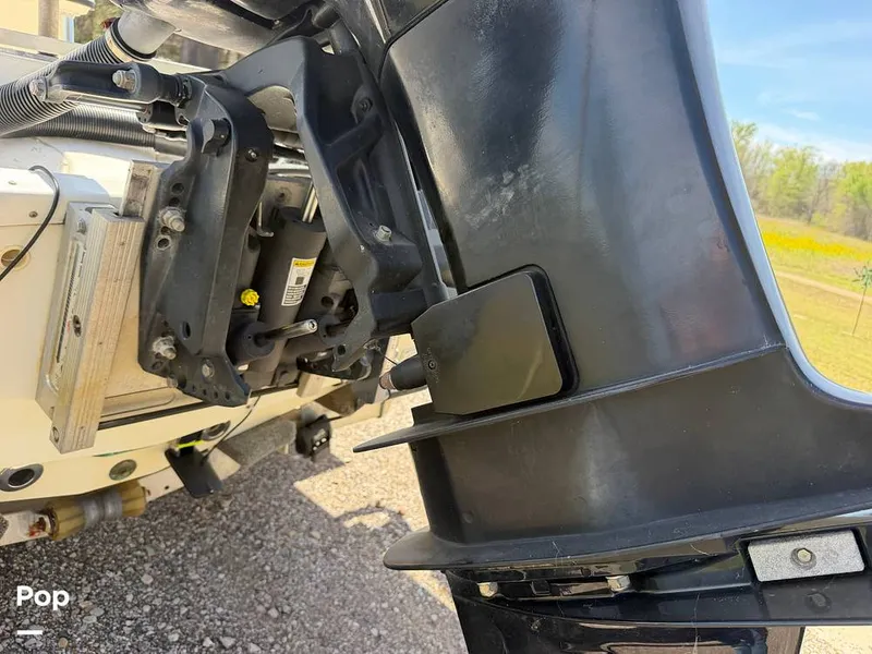 Slide: The Image of Triton 220 LTS 2005 - 16294366