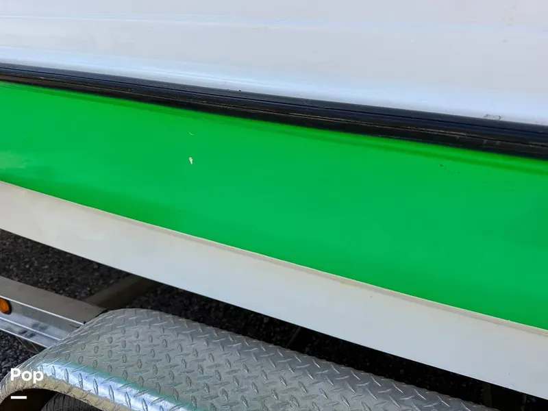 Slide: The Image of Triton 220 LTS 2005 - 16294374