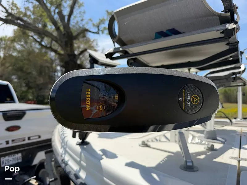 Slide: The Image of Triton 220 LTS 2005 - 16294382