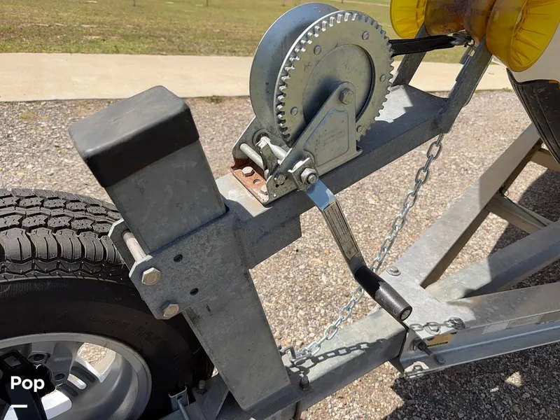 Slide: The Image of Triton 220 LTS 2005 - 16294386