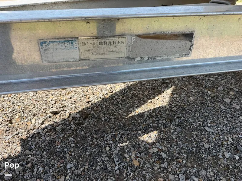 Slide: The Image of Triton 220 LTS 2005 - 16294389