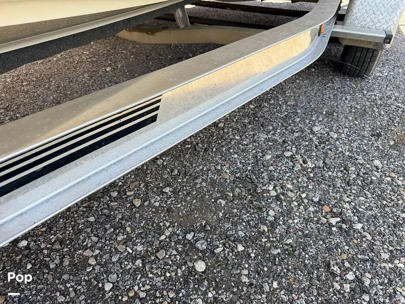 Slide: The Image of Triton 220 LTS 2005 - 16294396