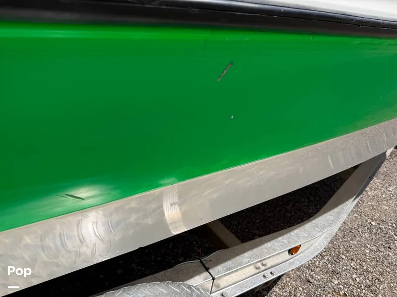 Slide: The Image of Triton 220 LTS 2005 - 16294406