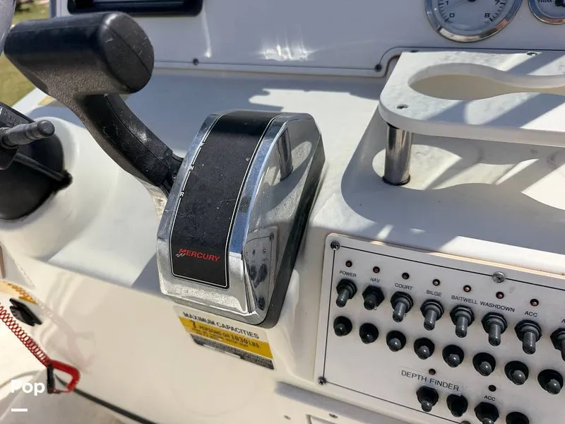 Slide: The Image of Triton 220 LTS 2005 - 16294415