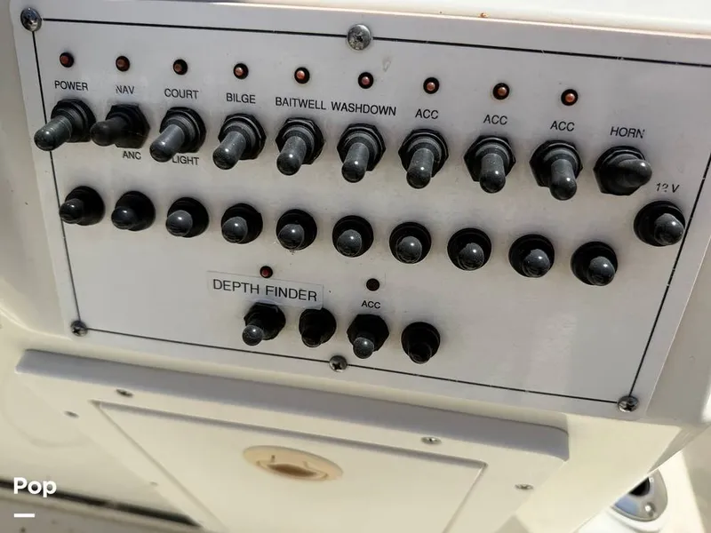 Slide: The Image of Triton 220 LTS 2005 - 16294416