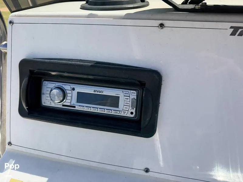 Slide: The Image of Triton 220 LTS 2005 - 16294417