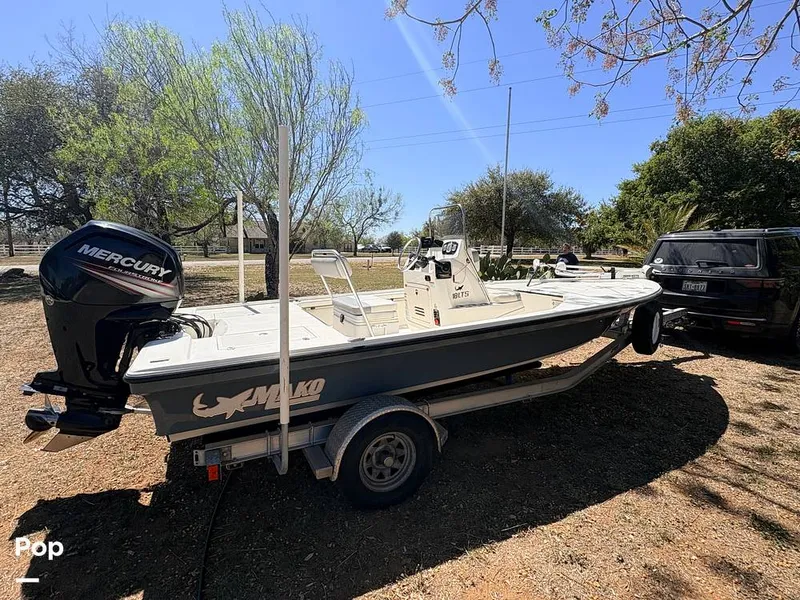 Slide: The Image of Mako 18 LTS 2019 - 16295859