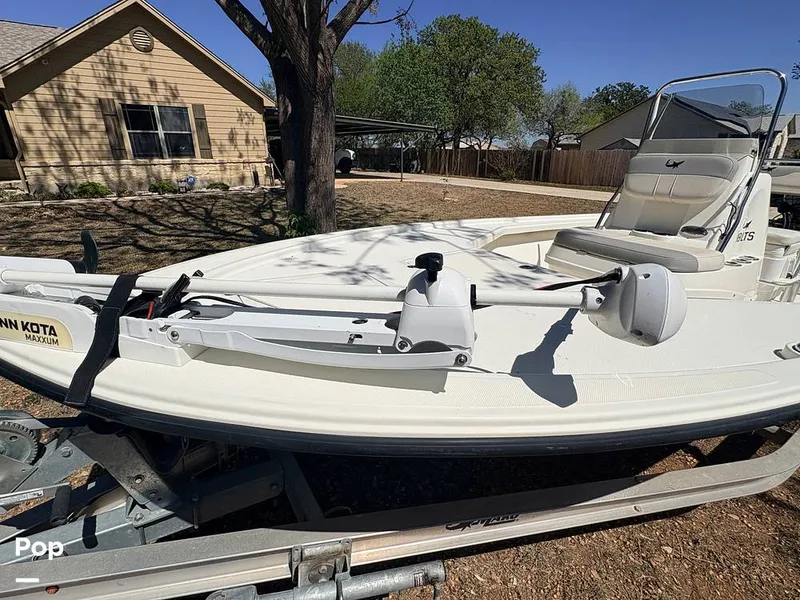 Slide: The Image of Mako 18 LTS 2019 - 16295892