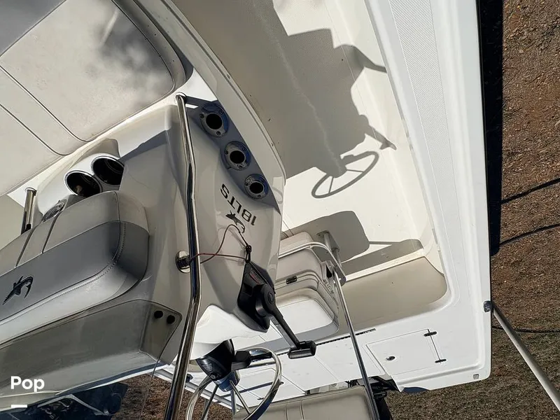 Slide: The Image of Mako 18 LTS 2019 - 16295911