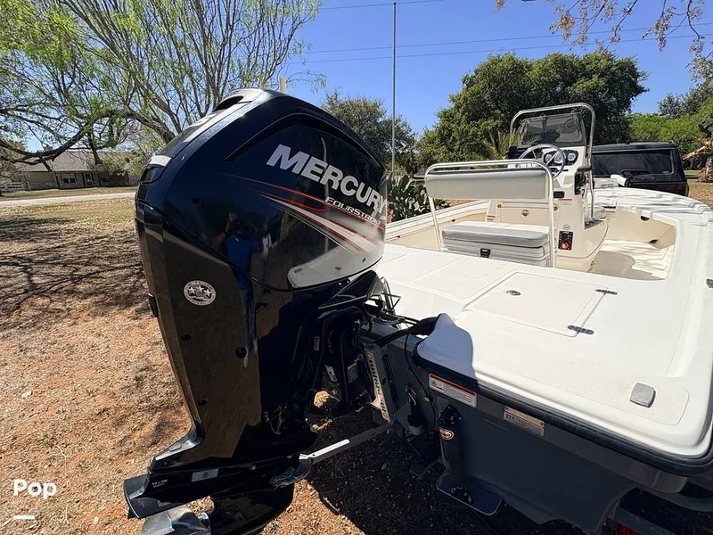 Slide: The Image of Mako 18 LTS 2019 - 16295864